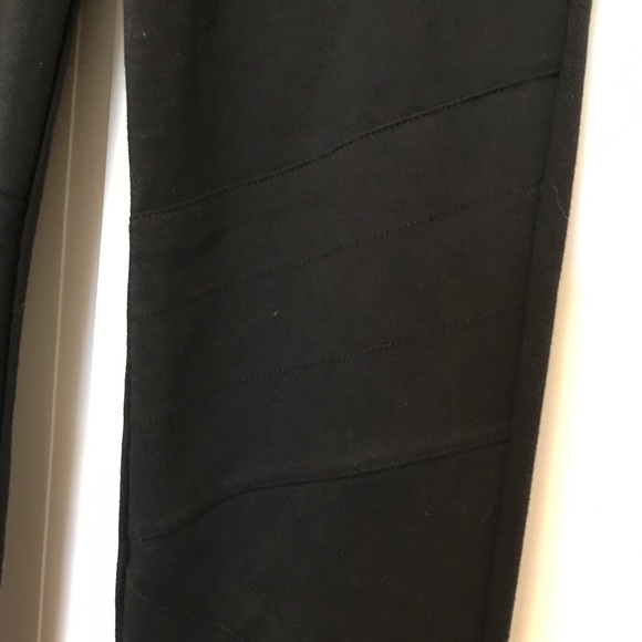 BANANA  REPUBLIC skinny knit pants - Picture 2 of 4